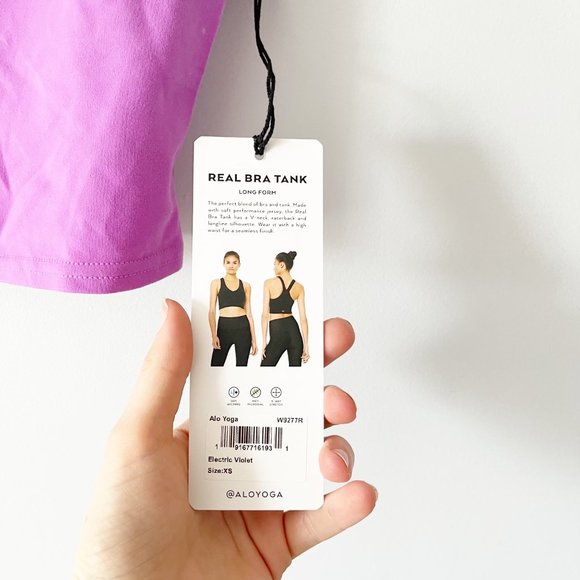 ✨ NWT Real Bra Tank | Alo Yoga - Picture 3 of 6